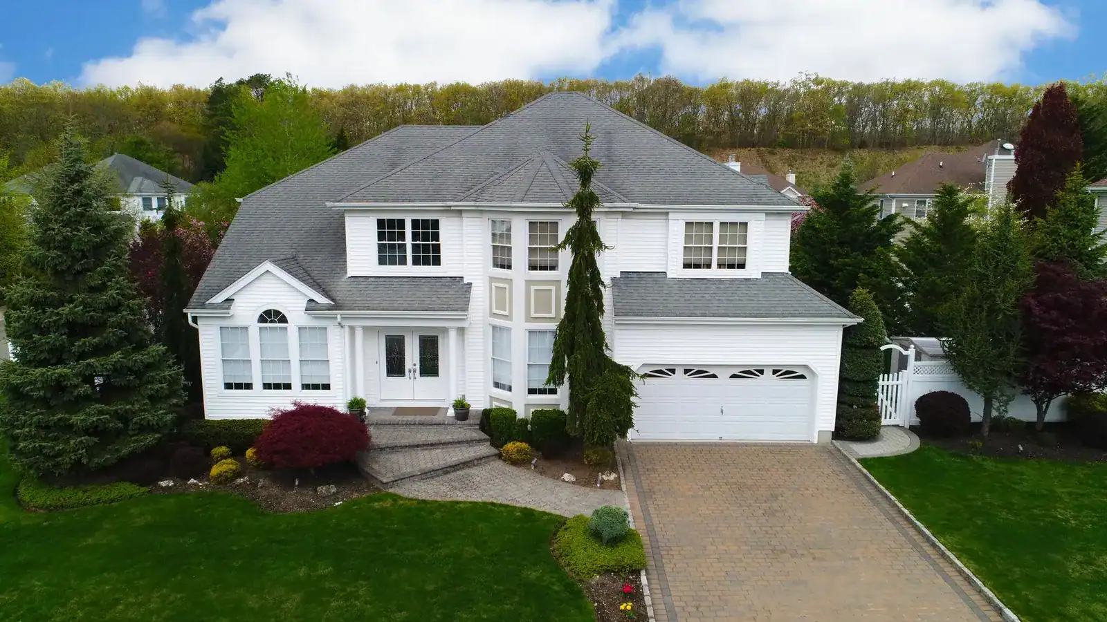 Home exterior in Suffolk County, Long Island, New York